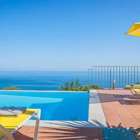 Aliki Skala Villa *